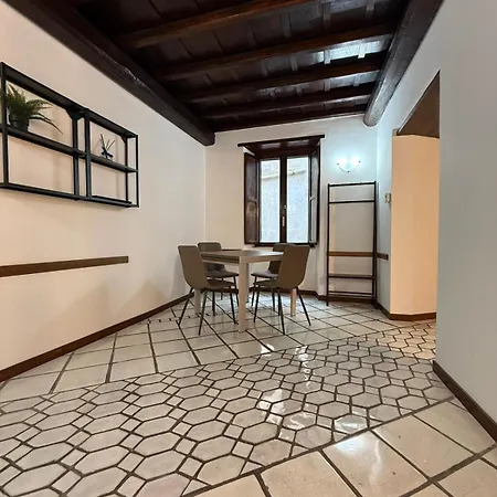 بيت ضيافة Frascati Suites 3*