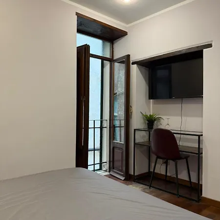 בית הארחה Frascati Suites 3*