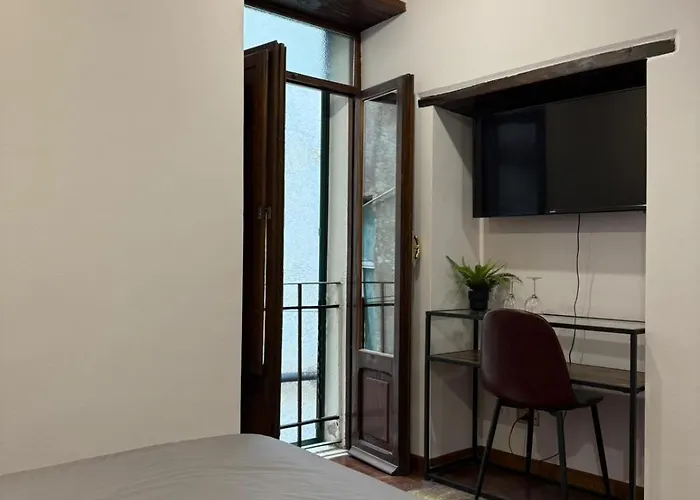 Πανσιόν Frascati Suites 3*