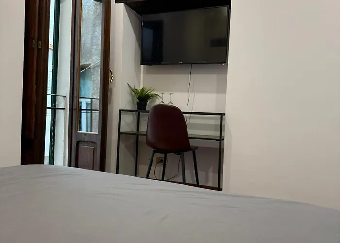 Πανσιόν Frascati Suites